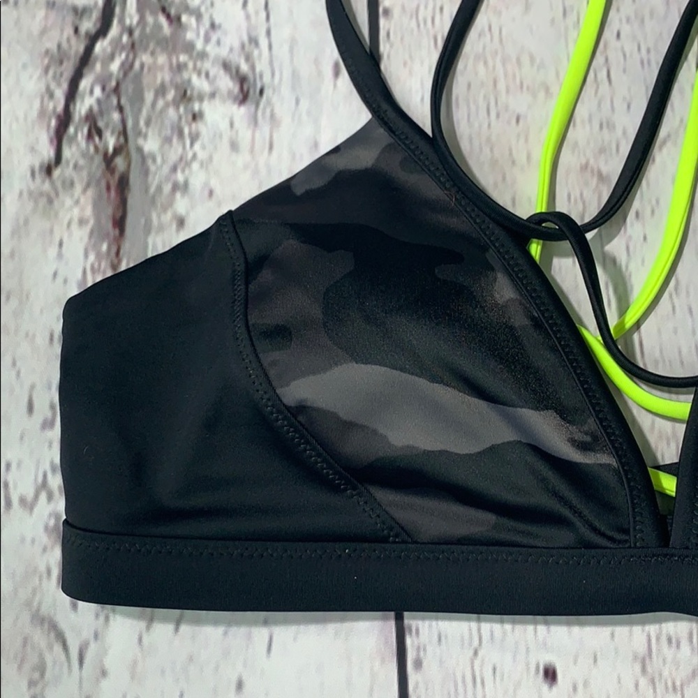 Athleta Freestyle Camo Bikini Top - Picture 6 of 9